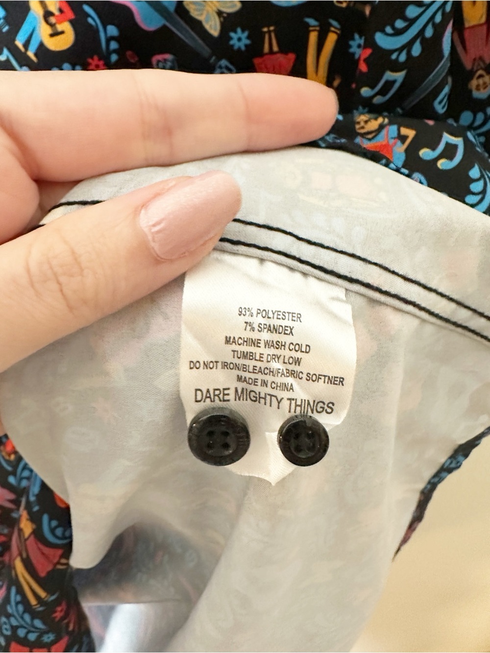 RSVLTS x Pixar Disney Coco Music in Me Short Sleeve Button Down Shirt Large - Picture 6 of 7